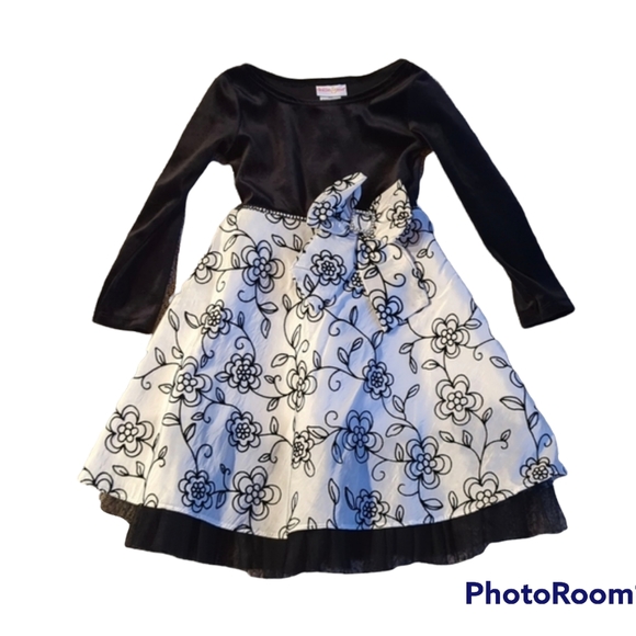 Dollie & Me Other - Girls Black and White Long Sleeve Party Dress Size 4